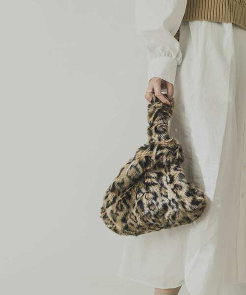 URBAN RESEARCH（アーバンリサーチ）の「ファーミニバッグ（トートバッグ・レディース・アニマル/アイボリー/ブルー系その他・-）」の4枚目の写真