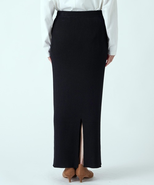 RIVE DROITE(リヴドロワ)の「縦長シルエットで美脚効果 ビスコースナイロンリブストレートスカート(スカート・レディース・ブラック/カーキ・FREE)」の22枚目の写真