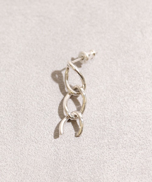 HERGO（ハーゴ）の「HERGO ハーゴ / Fence Chain pierce シルバー925フェンスチェーンピアス / her-p003（ピアス（片耳用）・メンズ・シルバー・FREE）」の2枚目の写真