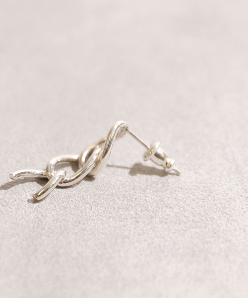 HERGO（ハーゴ）の「HERGO ハーゴ / Fence Chain pierce シルバー925フェンスチェーンピアス / her-p003（ピアス（片耳用）・メンズ・シルバー・FREE）」の4枚目の写真