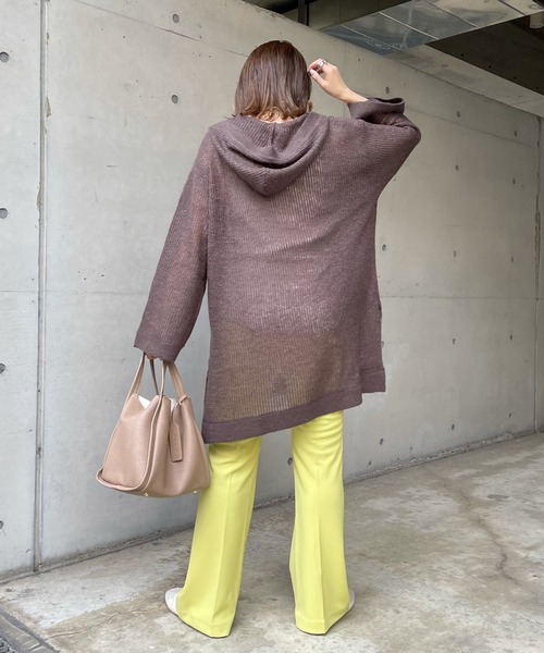 DouDou（ドゥドゥ）の「モヘヤフーディー（ニット/セーター・レディース・チャコールグレー/ピンク/グレイッシュベージュ・FREE）」の8枚目の写真