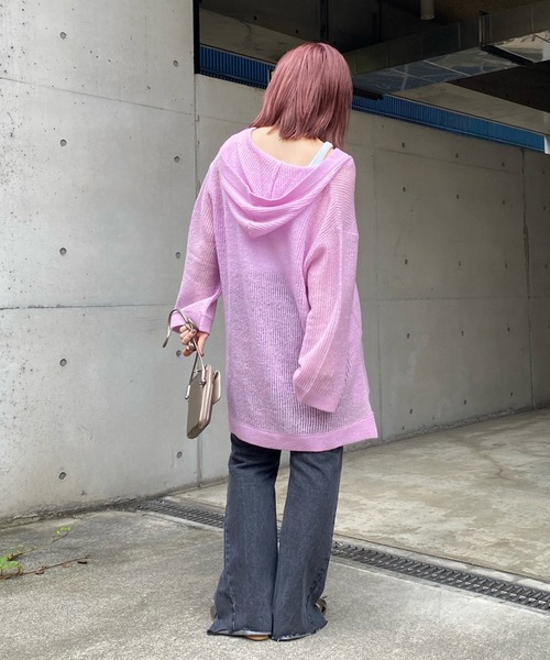 DouDou（ドゥドゥ）の「モヘヤフーディー（ニット/セーター・レディース・チャコールグレー/ピンク/グレイッシュベージュ・FREE）」の5枚目の写真