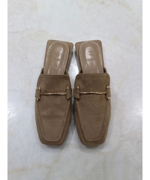 TRUNC（トランクエイティーエイト）の「Bit Loafer Sandal（ローファー・レディース・ベージュ/ブラック・LARGE/SMALL/MEDIUM）」の17枚目の写真