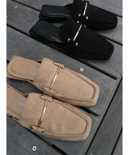 TRUNC（トランクエイティーエイト）の「Bit Loafer Sandal（ローファー・レディース・ベージュ/ブラック・LARGE/SMALL/MEDIUM）」の10枚目の写真