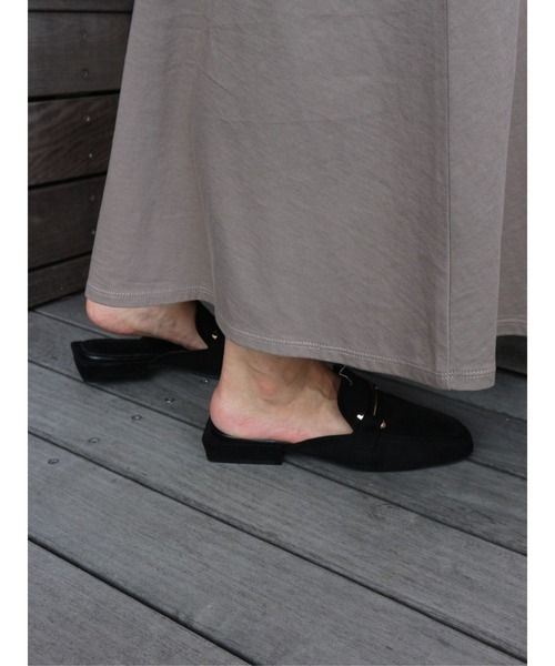 TRUNC（トランクエイティーエイト）の「Bit Loafer Sandal（ローファー・レディース・ベージュ/ブラック・LARGE/SMALL/MEDIUM）」の11枚目の写真