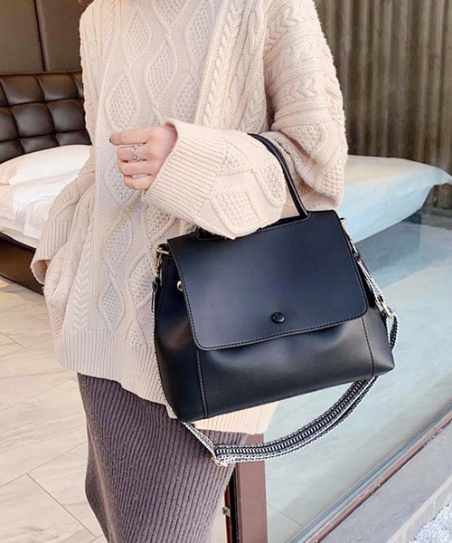 Amulet(アミュレット)の「2wayショルダーハンドバッグ(ショルダーバッグ・レディース・ブラック/ベージュ/ブラウン/ブルー・FREE)」の2枚目の写真