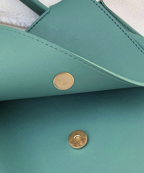 Amulet(アミュレット)の「2wayショルダーハンドバッグ(ショルダーバッグ・レディース・ブラック/ベージュ/ブラウン/ブルー・FREE)」の6枚目の写真