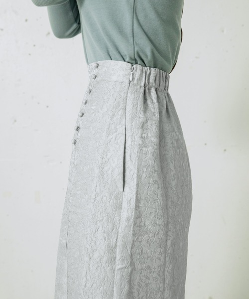 mikke（ミッケ）の「サイドスリットフラワージャガードマーメイドスカート（スカート・レディース・ネイビー/グレー/グリーン・FREE）」の7枚目の写真