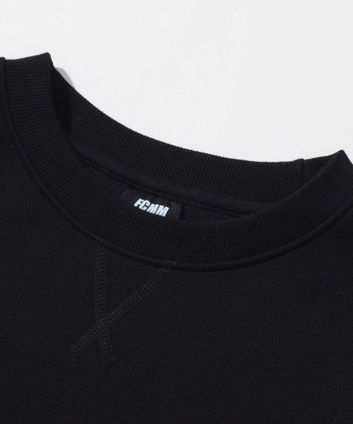 FCMM(エフシーエムエム)の「CLASSIC APPLIQUE LOGO CREWNECK SWEATSHIRT/クラシックアップリケロゴクルーネックスウェットシャツ(スウェット・メンズ・杢グレー/ブラック/レッド/ネイビー・MEDIUM/LARGE)」の17枚目の写真