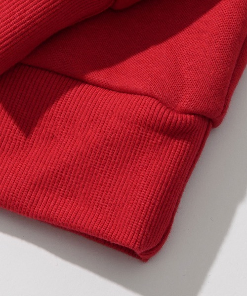 FCMM(エフシーエムエム)の「CLASSIC APPLIQUE LOGO CREWNECK SWEATSHIRT/クラシックアップリケロゴクルーネックスウェットシャツ(スウェット・メンズ・杢グレー/ブラック/レッド/ネイビー・MEDIUM/LARGE)」の10枚目の写真