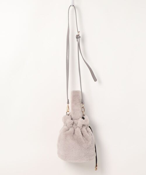 Te chichi（テチチ）の「ファーミニバッグ（ハンドバッグ・レディース・ベージュ/チャコール/グレー・ﾌﾘ-）」の5枚目の写真