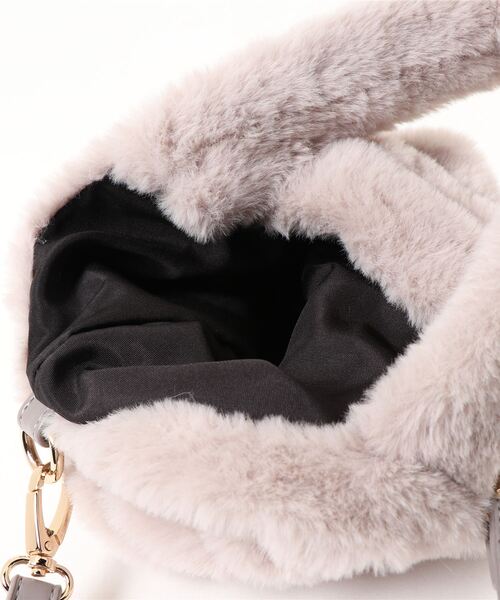 Te chichi（テチチ）の「ファーミニバッグ（ハンドバッグ・レディース・ベージュ/チャコール/グレー・ﾌﾘ-）」の6枚目の写真