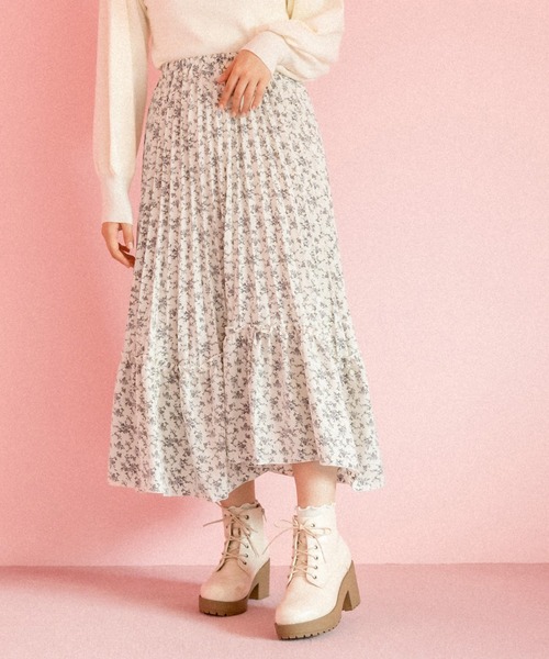 OLIVE des OLIVE（オリーブデオリーブ）の「プリーツティアードスカート（スカート・レディース・アイボリー/ブラック/オフホワイト/ラベンダー・FREE）」の8枚目の写真