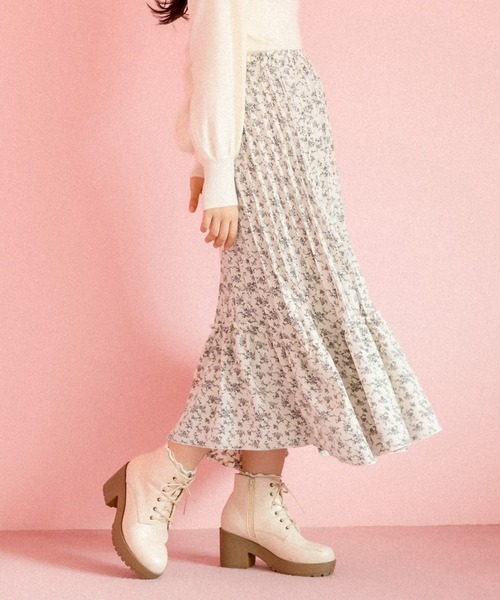 OLIVE des OLIVE（オリーブデオリーブ）の「プリーツティアードスカート（スカート・レディース・アイボリー/ブラック/オフホワイト/ラベンダー・FREE）」の9枚目の写真