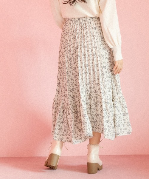 OLIVE des OLIVE（オリーブデオリーブ）の「プリーツティアードスカート（スカート・レディース・アイボリー/ブラック/オフホワイト/ラベンダー・FREE）」の10枚目の写真