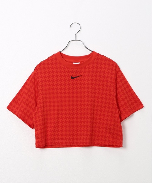 NIKE(ナイキ)の「【NIKE/ナイキ】WS NSW アイコン クラッシュ ショートスリーブトップ(Tシャツ/カットソー・レディース・ホワイト/レッド・SMALL/MEDIUM)」の1枚目の写真