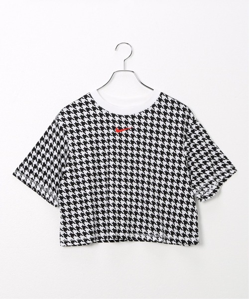 NIKE(ナイキ)の「【NIKE/ナイキ】WS NSW アイコン クラッシュ ショートスリーブトップ(Tシャツ/カットソー・レディース・ホワイト/レッド・SMALL/MEDIUM)」の2枚目の写真