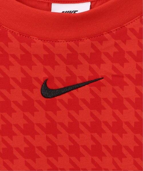 NIKE(ナイキ)の「【NIKE/ナイキ】WS NSW アイコン クラッシュ ショートスリーブトップ(Tシャツ/カットソー・レディース・ホワイト/レッド・SMALL/MEDIUM)」の11枚目の写真