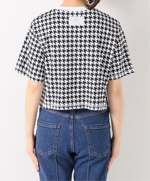 NIKE(ナイキ)の「【NIKE/ナイキ】WS NSW アイコン クラッシュ ショートスリーブトップ(Tシャツ/カットソー・レディース・ホワイト/レッド・SMALL/MEDIUM)」の20枚目の写真