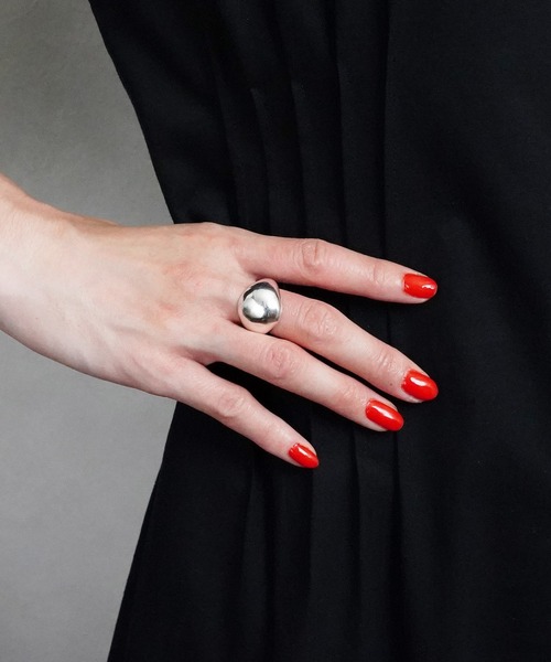 SIGNAL(シグナル)の「【ZOZO限定】Bold Line Ring / ボールドラインリング(リング・レディース・シルバー/ゴールド・#13/#11)」の2枚目の写真