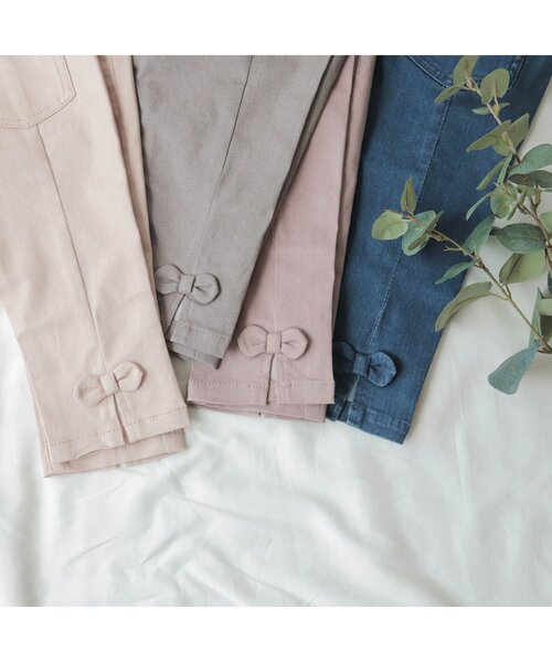 apres les cours（アプレレクール）の「WEB限定 うしろスリット＆りぼんテーパードパンツ 9分丈（その他パンツ・キッズ・ラベンダー/ベージュ/ブラウン/インディゴブルー・130/140/90/100/110/120/80）」の16枚目の写真