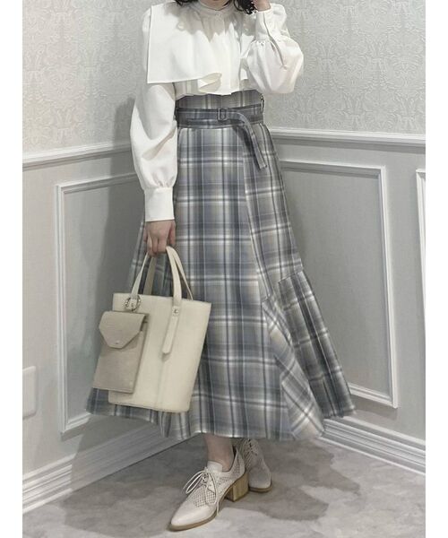 dazzlin(ダズリン)の「サイドプリーツマーメイドスカート(スカート・レディース・ベージュ/モカ/その他1・SMALL/MEDIUM)」の1枚目の写真