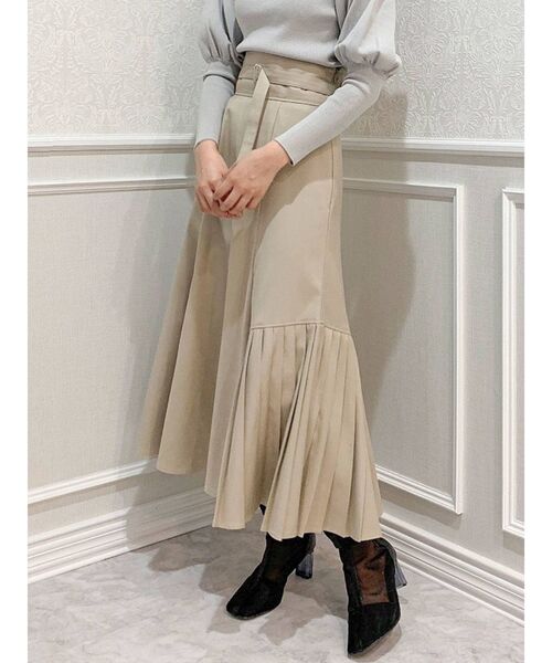 dazzlin(ダズリン)の「サイドプリーツマーメイドスカート(スカート・レディース・ベージュ/モカ/その他1・SMALL/MEDIUM)」の3枚目の写真