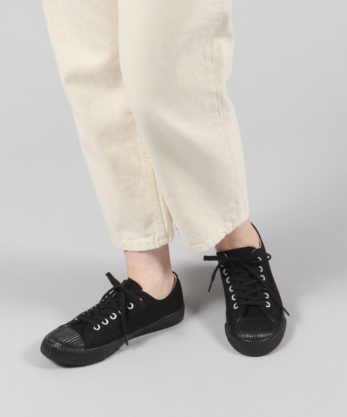 studio CLIP（スタディオクリップ）の「キャンバスフットベットスニーカー（スニーカー・レディース・オフホワイト/ブラック・LARGE/MEDIUM）」の5枚目の写真