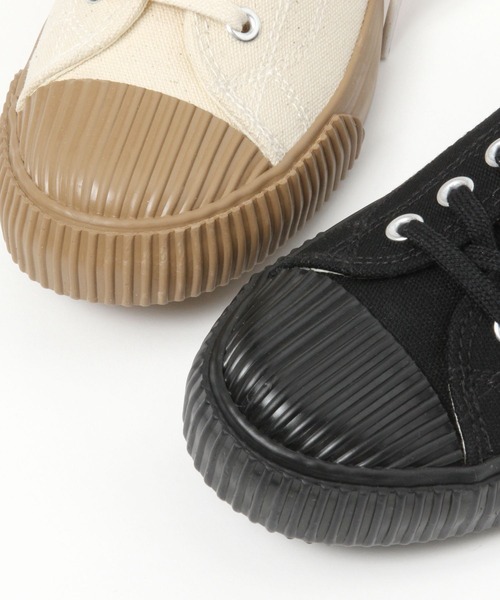 studio CLIP（スタディオクリップ）の「キャンバスフットベットスニーカー（スニーカー・レディース・オフホワイト/ブラック・LARGE/MEDIUM）」の7枚目の写真