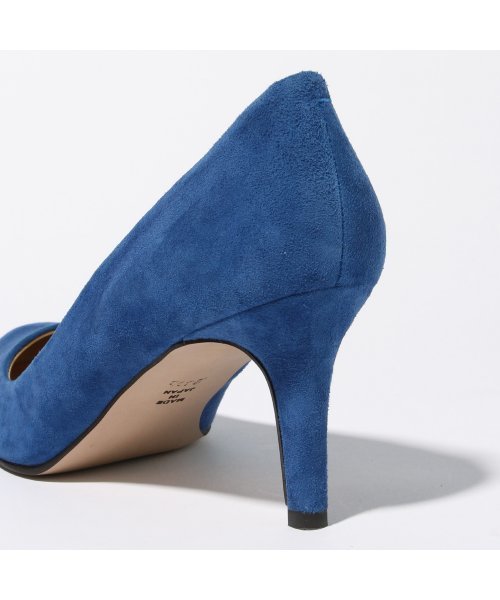 La TOTALITE（ラトータリテ）の「Cast Vague ラウンドスエードパンプス。（パンプス・レディース・ブラック/ベージュ/ネイビー/ブルー/イエロー・37/36/37.5/38/36.5）」の22枚目の写真