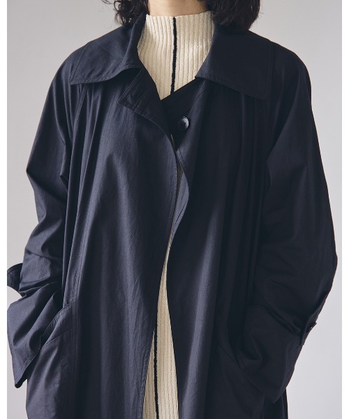 TODAYFUL（トゥデイフル）の「タックオーバートレンチコート（トレンチコート・レディース・キナリ/ブラック/カーキ・36inch/38inch）」の15枚目の写真