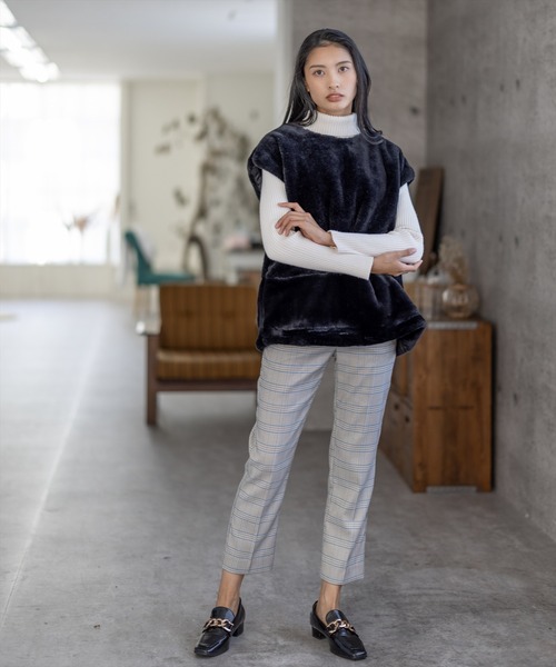 clear（クリア）の「美脚スリムテーパードパンツ（スラックス・レディース・ピンク/グリーン/ブルー系その他4/グレー/ブラック・S/M）」の8枚目の写真