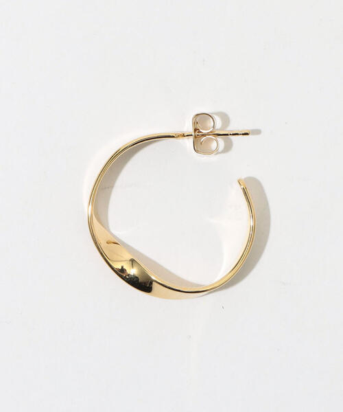 TOMORROWLAND (トゥモローランド)の「PHILIPPE AUDIBERT CHARLEE ツイストフープピアス(ピアス(両耳用)・レディース・ゴールド系その他・FREE)」の2枚目の写真