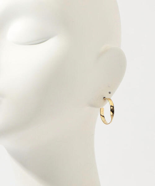 TOMORROWLAND (トゥモローランド)の「PHILIPPE AUDIBERT CHARLEE ツイストフープピアス(ピアス(両耳用)・レディース・ゴールド系その他・FREE)」の4枚目の写真