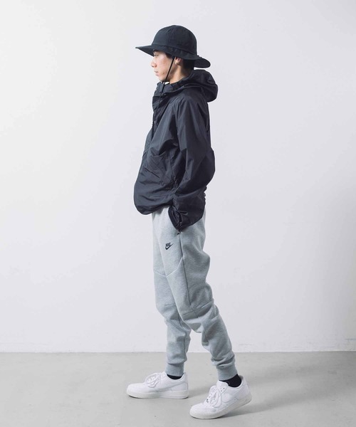 NIKE(ナイキ)の「NIKE TECH FLEECE JOGGER CU4496-010/063(スウェットパンツ・メンズ・ブラック/グレー・LARGE/X-LARGE/MEDIUM/SMALL)」の7枚目の写真