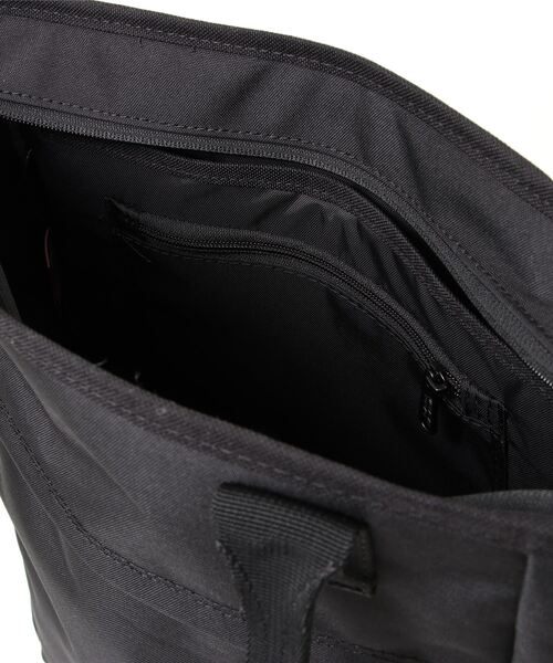 Manhattan Portage（マンハッタンポーテージ）の「Pacific Robinson Tote（トートバッグ・メンズ・ブラック・MEDIUM）」の19枚目の写真