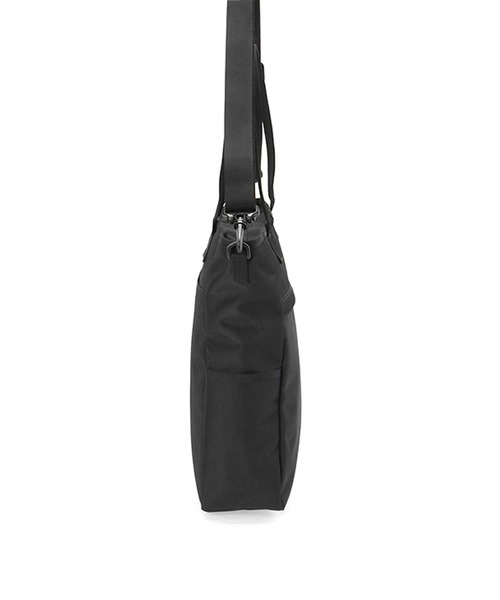 Manhattan Portage（マンハッタンポーテージ）の「Pacific Robinson Tote（トートバッグ・メンズ・ブラック・MEDIUM）」の3枚目の写真