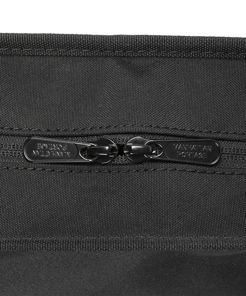 Manhattan Portage（マンハッタンポーテージ）の「Pacific Robinson Tote（トートバッグ・メンズ・ブラック・MEDIUM）」の11枚目の写真