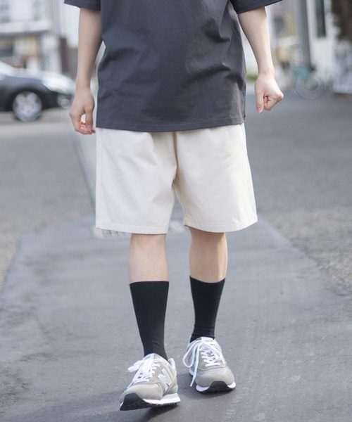 SlashDate（スラッシュデイト）の「ワイドシルエットスケーターショーツ/チノショーツ/シェフショーツ/イージーショーツ（チノパンツ・メンズ・ブラック/ベージュ/グレー/ネイビー/カーキ/アイボリー/ブルー/ホワイト系その他/ダークインディゴブルー/ブラック系その他/ベージュ系その他/ワンウォッシュ/ブラック系その他2・M/L/XL）」の2枚目の写真