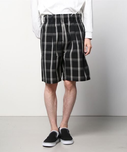 SlashDate（スラッシュデイト）の「ワイドシルエットスケーターショーツ/チノショーツ/シェフショーツ/イージーショーツ（チノパンツ・メンズ・ブラック/ベージュ/グレー/ネイビー/カーキ/アイボリー/ブルー/ホワイト系その他/ダークインディゴブルー/ブラック系その他/ベージュ系その他/ワンウォッシュ/ブラック系その他2・M/L/XL）」の15枚目の写真