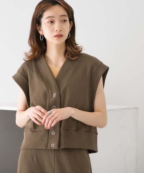 KBF（ケイビーエフ）の「リブカットソーショートベスト（Tシャツ/カットソー・レディース・ブルー/ブラウン/ブラック・ONE）」の4枚目の写真