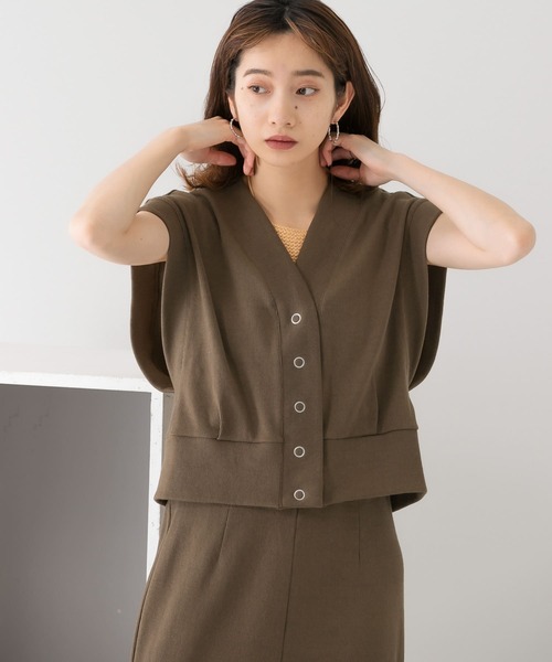 KBF（ケイビーエフ）の「リブカットソーショートベスト（Tシャツ/カットソー・レディース・ブルー/ブラウン/ブラック・ONE）」の5枚目の写真