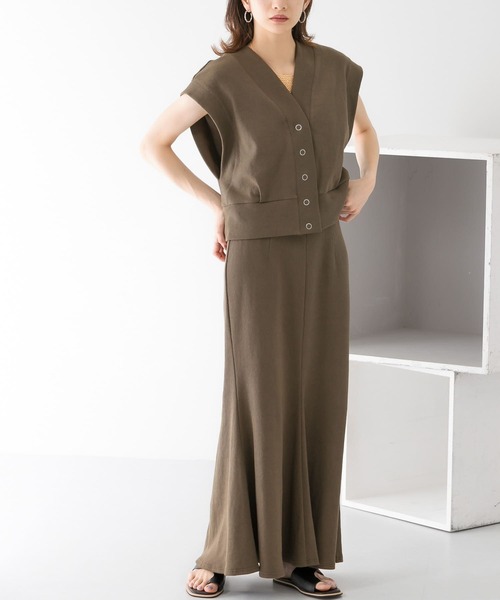 KBF（ケイビーエフ）の「リブカットソーショートベスト（Tシャツ/カットソー・レディース・ブルー/ブラウン/ブラック・ONE）」の10枚目の写真