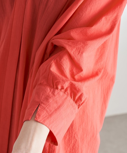 COLLAGE GALLARDAGALANTE（コラージュガリャルダガランテ）の「2WAY/バサッと羽織れる、リラックシーな１枚/シャツワンピース（シャツワンピース・レディース・ベージュ/ピンク/チャコールグレー・FREE）」の15枚目の写真