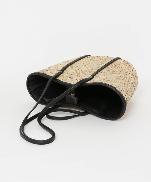 URBAN RESEARCH Sonny Label（アーバンリサーチサニーレーベル）の「ツーハンドルバスケットバッグ（かごバッグ・レディース・ブラック/グレー系その他/キャメル・ONE）」の11枚目の写真