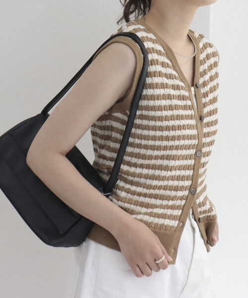 fredy emue（フレディエミュ）の「リンクスボーダー 前開きニットベスト（ベスト・レディース・ブルー系その他/グリーン系その他/ベージュ系その他・38）」の2枚目の写真