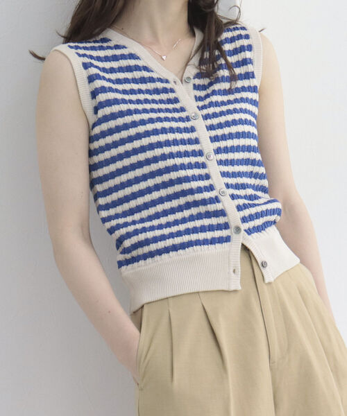 fredy emue（フレディエミュ）の「リンクスボーダー 前開きニットベスト（ベスト・レディース・ブルー系その他/グリーン系その他/ベージュ系その他・38）」の20枚目の写真