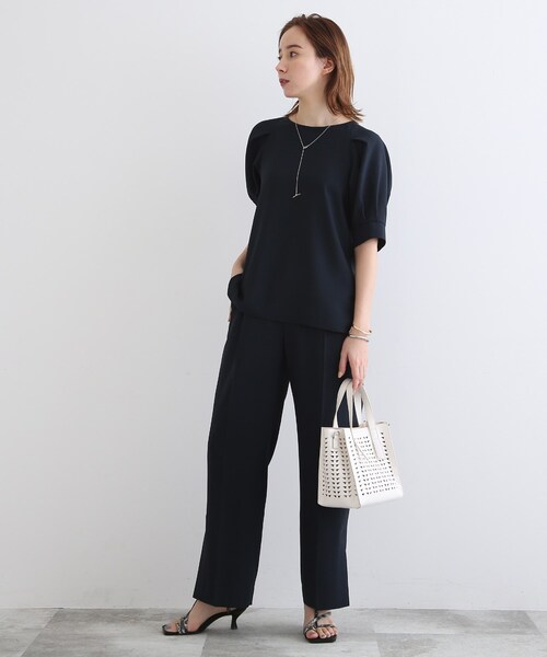 INDIVI（インディヴィ）の「◆【洗える/UVケア/SETUP可能】ボリュームラグランスリーブ5分袖ブラウス（Tシャツ/カットソー・レディース・チャコールグレー/ダークグリーン/ネイビー・05/12/13/15 /34/38）」の16枚目の写真