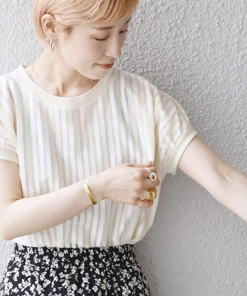 SHIPS any(シップス エニィ)の「SHIPS any:〈ウォッシャブル〉パフスリーブ ラウンドヘム TEE◇(Tシャツ/カットソー・レディース・ホワイト/ネイビー/オフホワイト・ONE SIZE)」の20枚目の写真