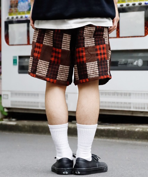 PLEASURES(プレジャー)の「PLEASURES/プレジャーズ HOOK UP SHORTS(スウェットパンツ・メンズ・ブラウン・M/XL/L)」の3枚目の写真